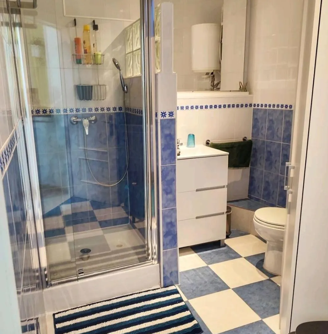Apartamento Junto A Calle Larios Málaga 0*,